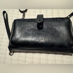 The SAK Black Leather 3- in -1 Phone Wallet Wristlet Crossbody Detachable Strap